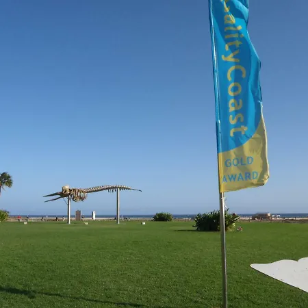 Clara's Sun Apartment *